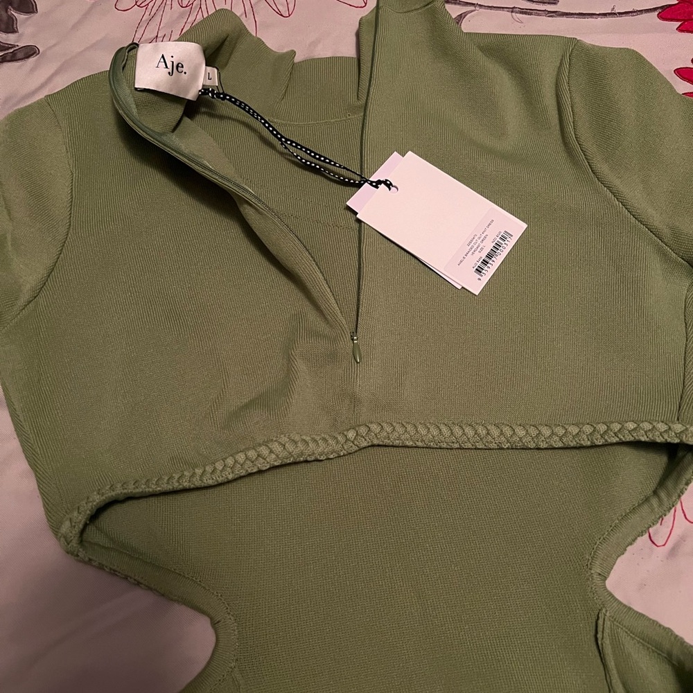 New AJE dress. Never been worn. - Picture 7 of 8